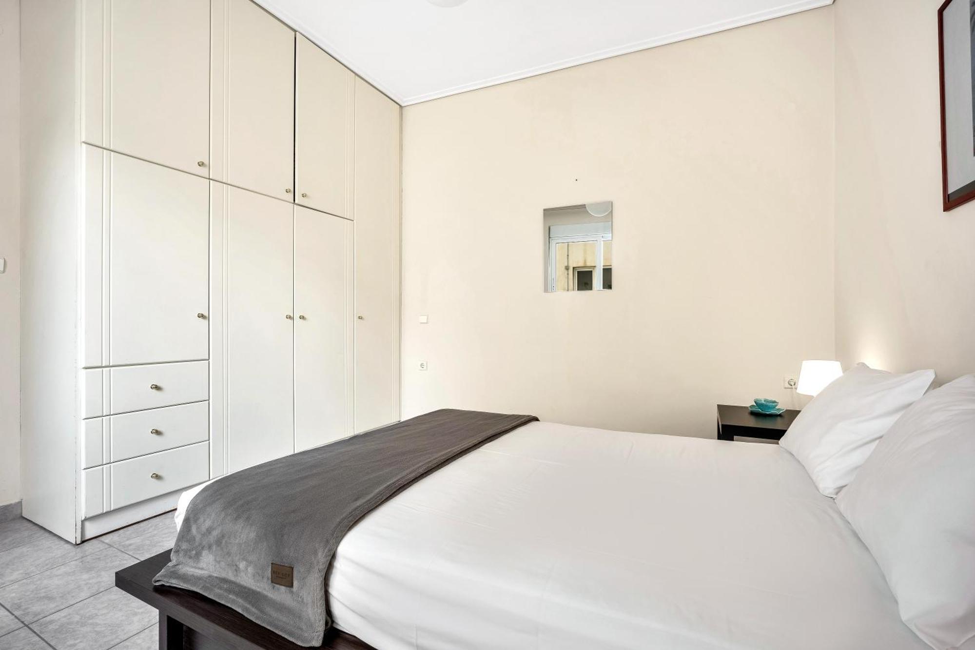 Fabulous Central Apartment Close To The Sea! Chalkida Exterior photo